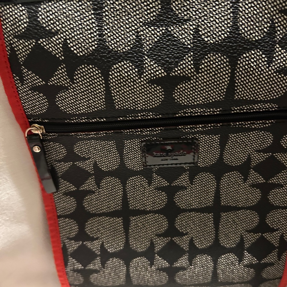 Large Kate Spade Tote With Pattern - image 3